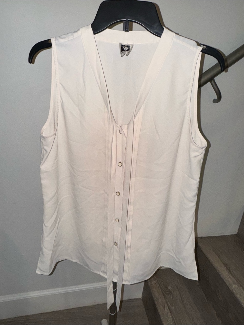 Anne Klein‎ White Sleeveless Tie-Neck Camisole Quiet luxury Tennis Preppy